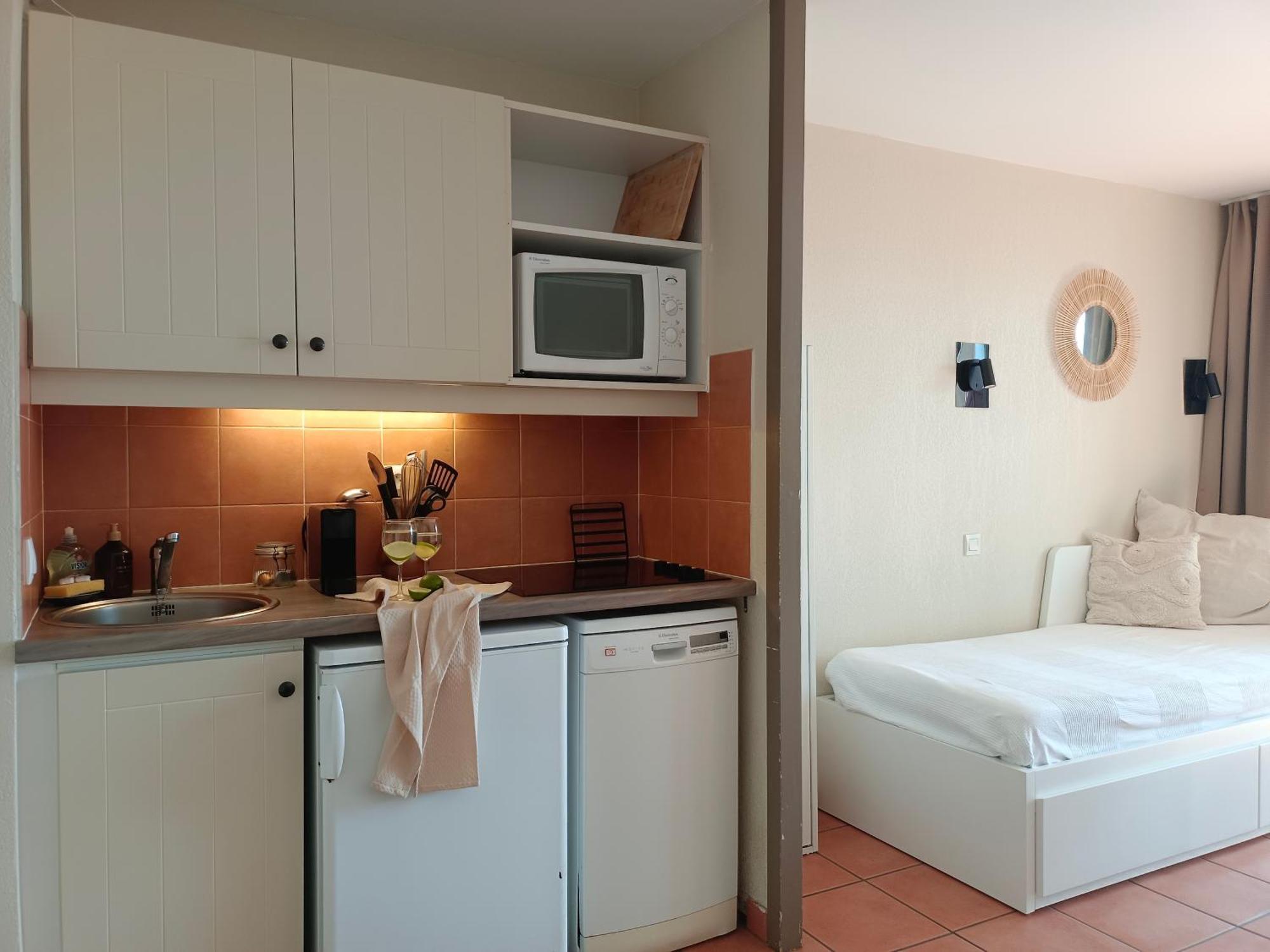 T1 Bis Avec Piscine Vue Golf Et Montagnes Apartment Arcangues Luaran gambar
